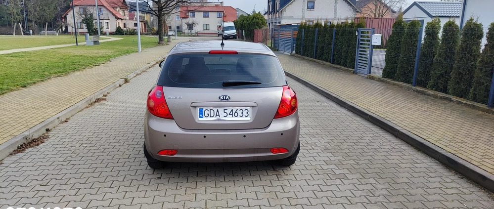 Kia Ceed cena 13390 przebieg: 205100, rok produkcji 2009 z Bieruń małe 92